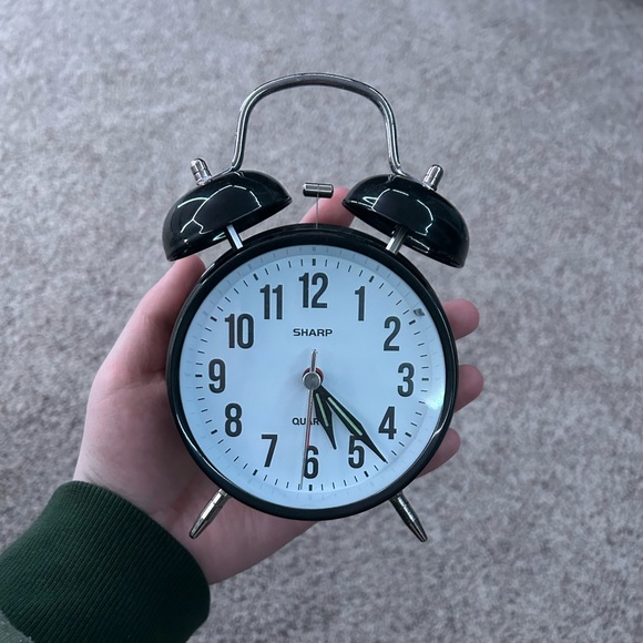 Sharp Twin Bell Quartz Analog Alarm Clock, Black, SPC843 - Picture 2 of 4